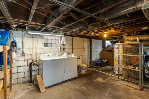 Other - 71 Elm St, Struthers, OH 44471 photo 3 of 5