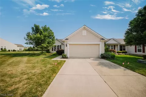 9454 Harvard Dr, North Ridgeville, OH 44039