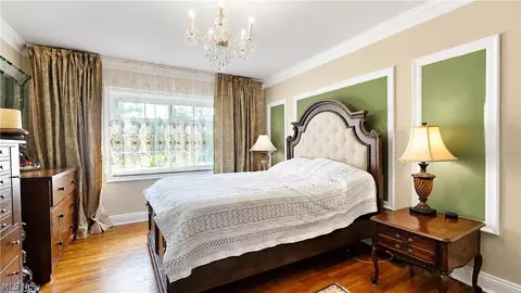 Bedroom - 1828 E 291 St, Wickliffe, OH 44092 photo 1 of 3