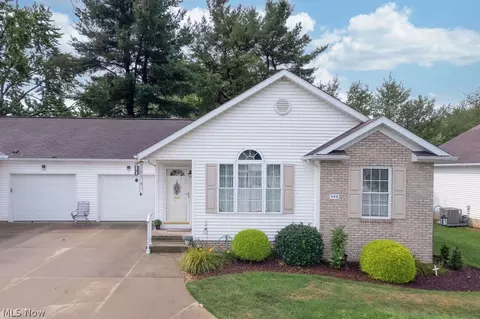 142 Carly Ct, Hartville, OH 44632