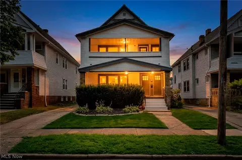 2124 Wascana Ave, Lakewood, OH 44107