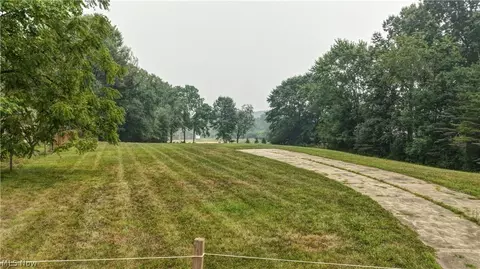 3410 Brunnerdale Ave NW, Canton, OH 44708 photo 2