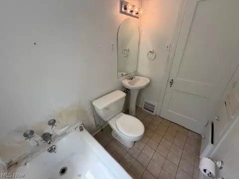 Bath - 3452 Hillside Rd, Seven Hills, OH 44131 photo 2 of 2