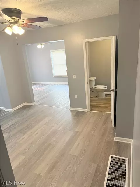 Entry Way - 240 E Miller Ave, Akron, OH 44301 photo 1 of 3