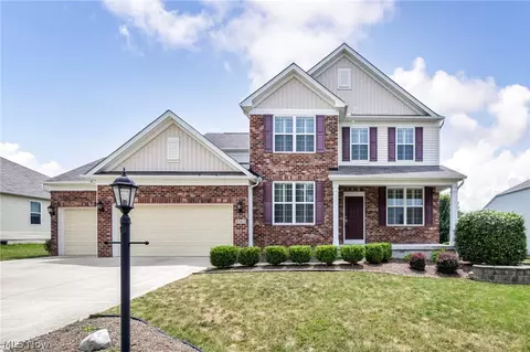 20813 N Greystone Dr, Strongsville, OH 44149