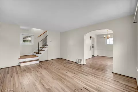 127 Lafayette St, Elyria, OH 44035 photo 17