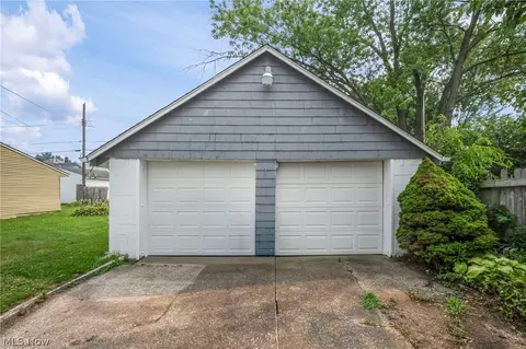 127 Lafayette St, Elyria, OH 44035 photo 34