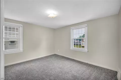 127 Lafayette St, Elyria, OH 44035 photo 21