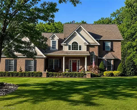 6475 Monte Dr, Painesville, OH 44077