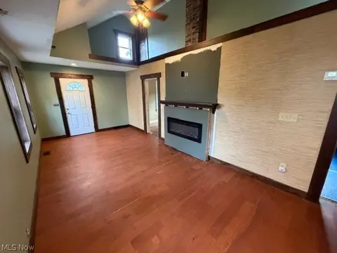 2250 Cooledge Ave, Akron, OH 44305 photo 4