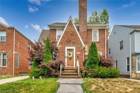 1909 Powell Ave, Cleveland Heights, OH 44118