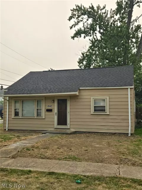 4542 W 172 St, Cleveland, OH 44135