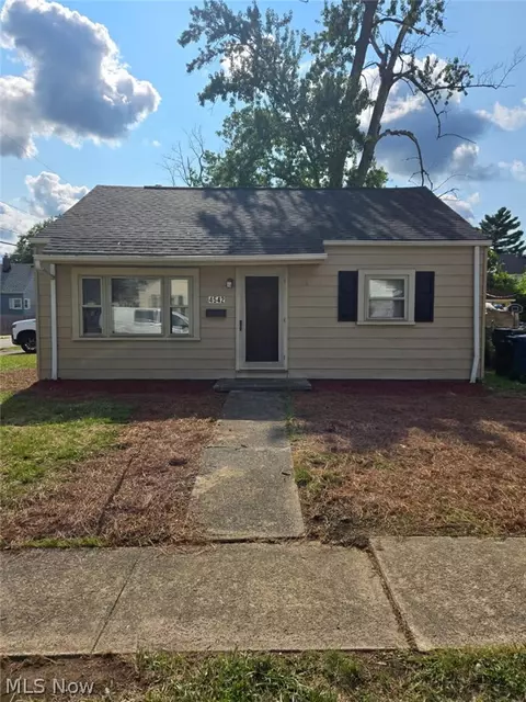 4542 W 172 St, Cleveland, OH 44135