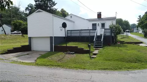 103 Jefferson St, Saint Clairsville, OH 43950