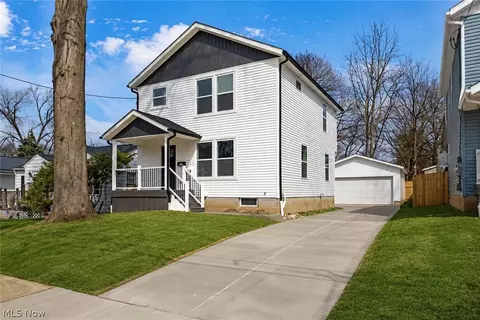 1331 Leonora Ave, Akron, OH 44305