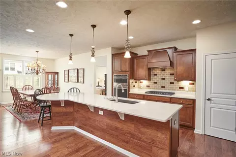 Kitchen - 531 Arbor Ln, Akron, OH 44321 photo 1 of 3