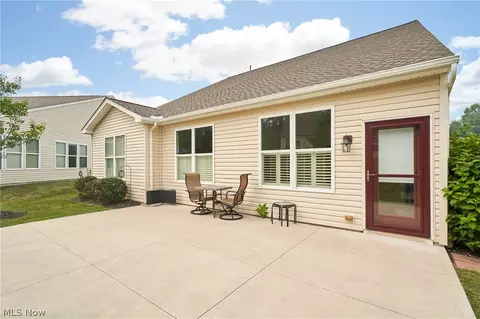 Exterior - 531 Arbor Ln, Akron, OH 44321 photo 2 of 3
