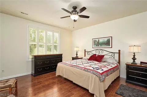 Bedroom - 531 Arbor Ln, Akron, OH 44321 photo 1 of 2