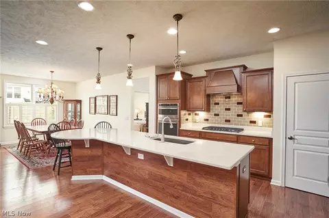 Kitchen - 531 Arbor Ln, Akron, OH 44321 photo 1 of 3
