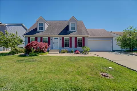 6008 Conneaut Light Dr, Vermilion, OH 44089
