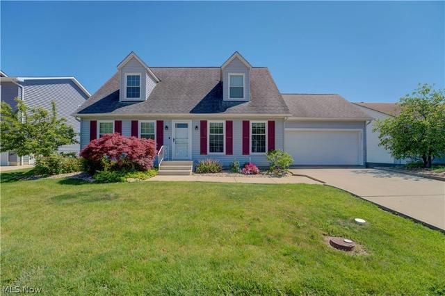 6008 Conneaut Light Dr, Vermilion, OH 44089