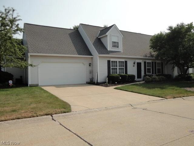 24619 Meadow Ln, Olmsted Falls, OH 44138