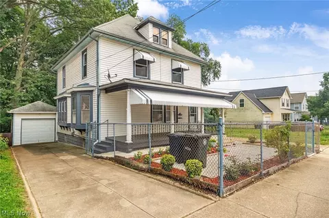 247 Rhodes Ave, Akron, OH 44302