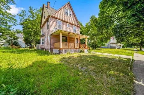 10929 Tacoma Ave, Cleveland, OH 44108