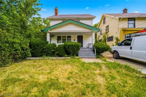 1735 Clarkstone Rd, Cleveland, OH 44112