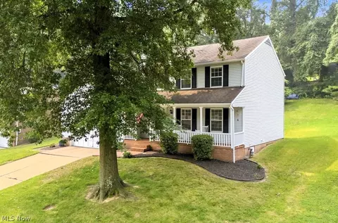 1004 51st St, Vienna, WV 26105