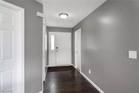 Entry Way - 2293 Stonepath St, Lorain, OH 44052 photo 1 of 2