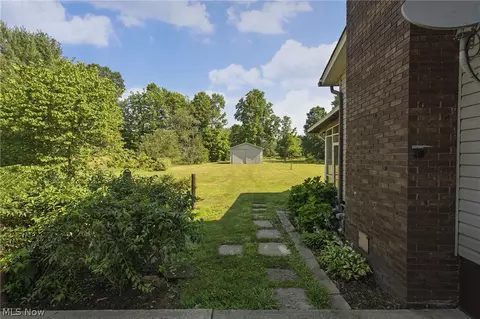 Exterior - 2652 Blake Rd, Wadsworth, OH 44281 photo 6 of 10