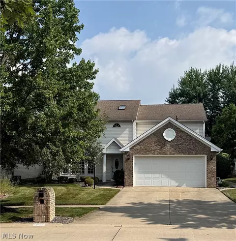 17806 Brandywine Dr, Strongsville, OH 44136