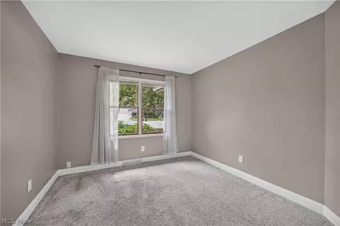 Bedroom - 237 Butternut Ln, Berea, OH 44017 photo 1 of 6