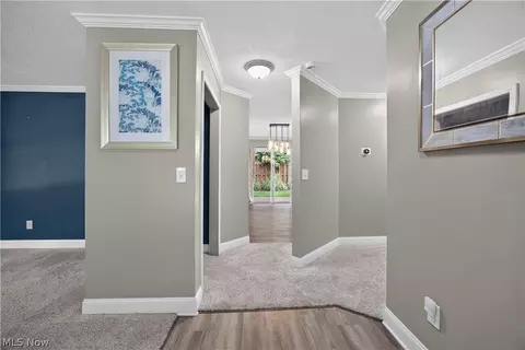 Entry Way - 237 Butternut Ln, Berea, OH 44017 photo 2 of 5