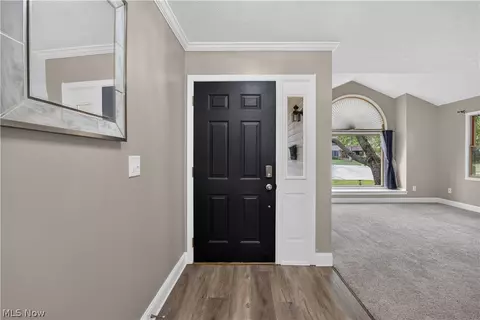 Entry Way - 237 Butternut Ln, Berea, OH 44017 photo 1 of 5