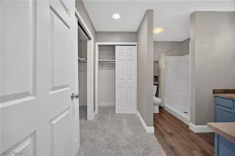Entry Way - 237 Butternut Ln, Berea, OH 44017 photo 5 of 5