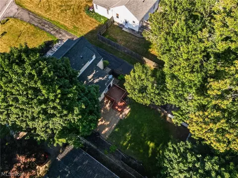 View/Area - 3912 Lake Rd W, Saybrook, OH 44004 photo 1 of 4