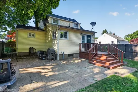 Exterior - 3912 Lake Rd W, Saybrook, OH 44004 photo 9 of 12