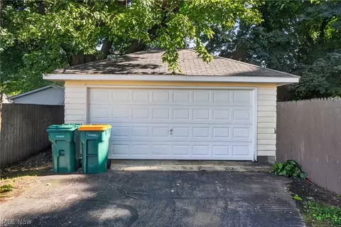 Exterior - 3912 Lake Rd W, Saybrook, OH 44004 photo 12 of 12