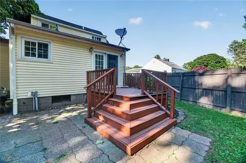 Exterior - 3912 Lake Rd W, Saybrook, OH 44004 photo 10 of 12