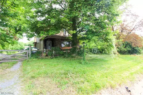 3363 Greensburg Rd, North Canton, OH 44720