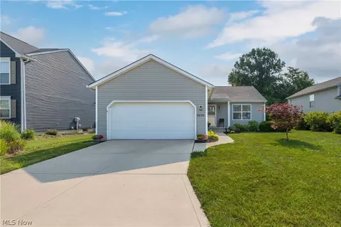 6239 Greenview Trl, North Ridgeville, OH 44039