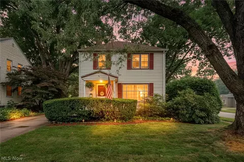 86 Washington Ave, Cuyahoga Falls, OH 44221