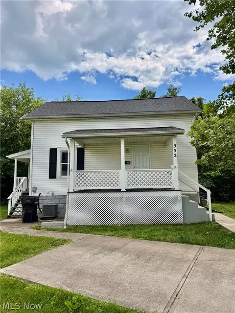 552 Gray St, Zanesville, OH 43701