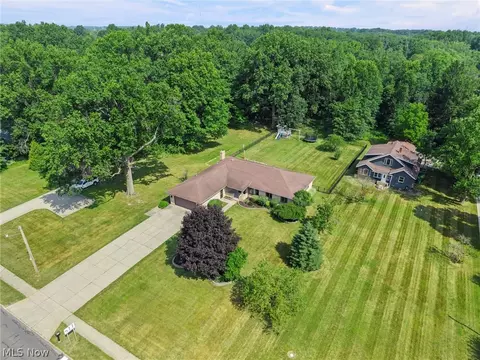 View/Area - 2109 E Pleasant Valley Rd, Seven Hills, OH 44131 photo 1 of 4