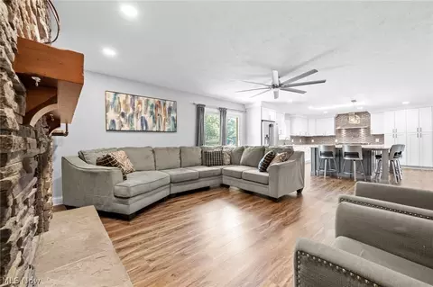 Other - 2109 E Pleasant Valley Rd, Seven Hills, OH 44131 photo 5 of 16
