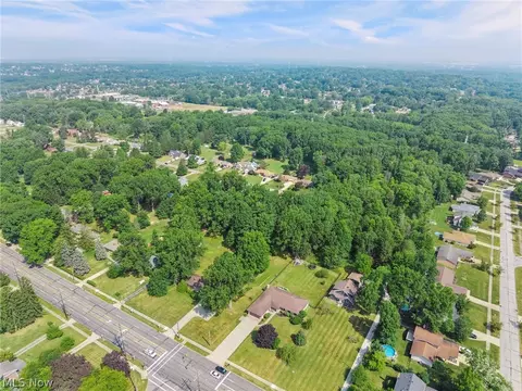 View/Area - 2109 E Pleasant Valley Rd, Seven Hills, OH 44131 photo 4 of 4
