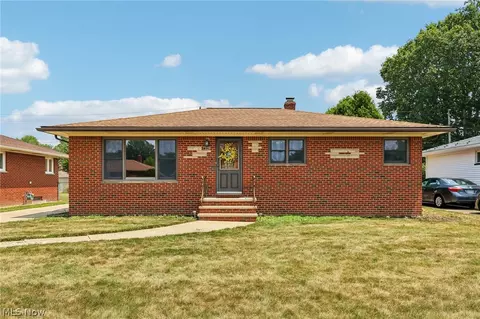 7329 Beresford Ave, Parma, OH 44130