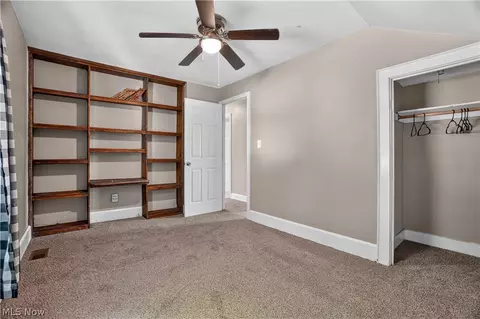 Bedroom - 3320 Ridgewood Ave, Ashtabula, OH 44004 photo 3 of 6